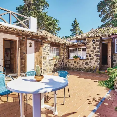 Сasa de vacaciones Casa Pinos *